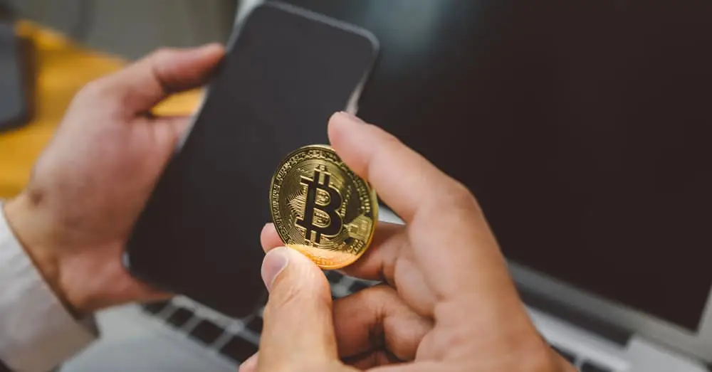 Destituyen a profesor por usar computadores escolares para obtener criptomonedas en Temuco