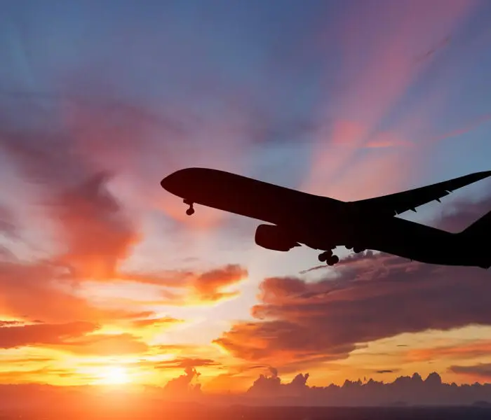 aerolíneas en Chile mejoran su puntualidad y bajan los reclamos en 2025