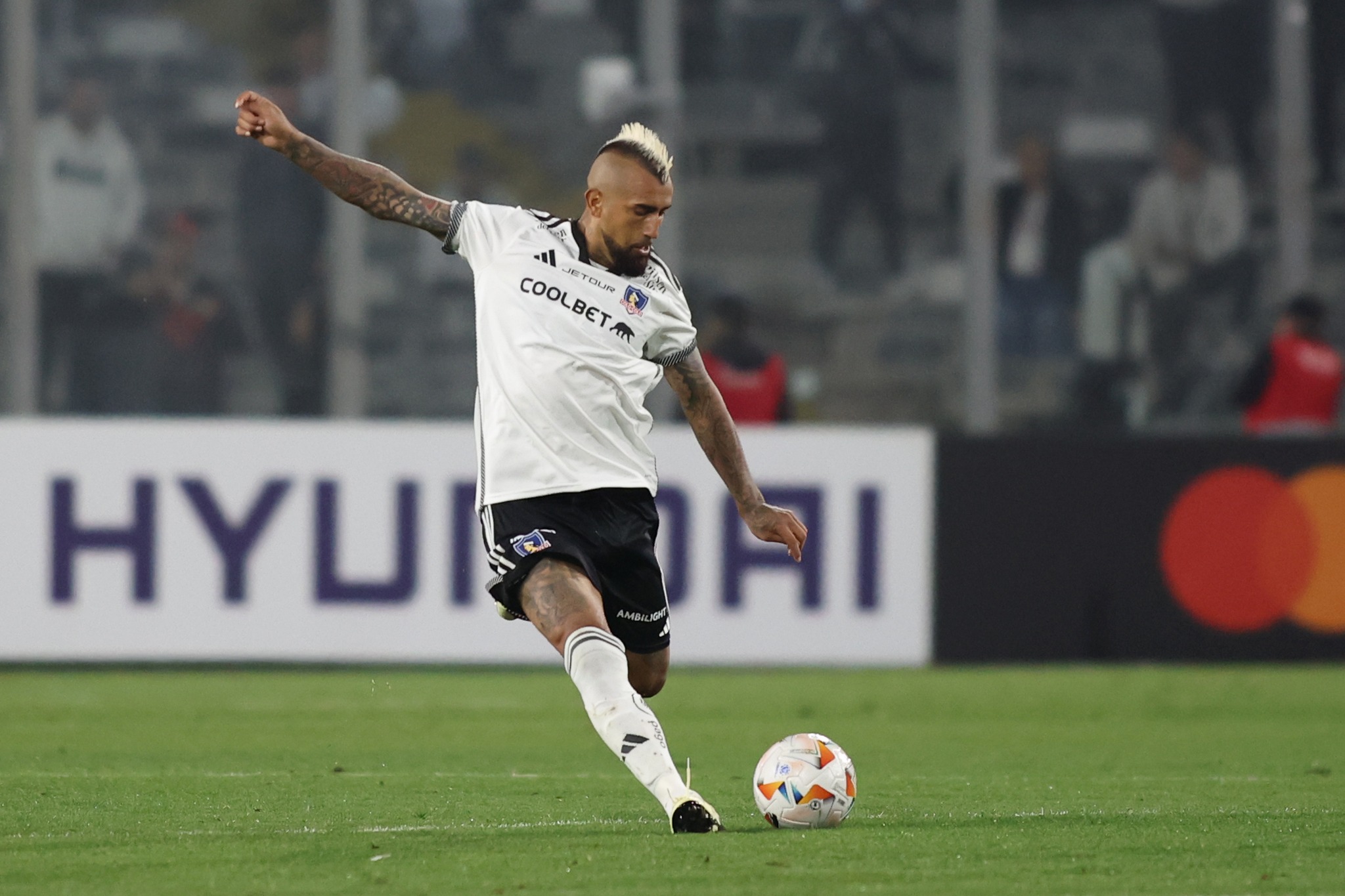 Arturo Vidal queda fuera de los clásicos tras sanción por expulsión ante Audax