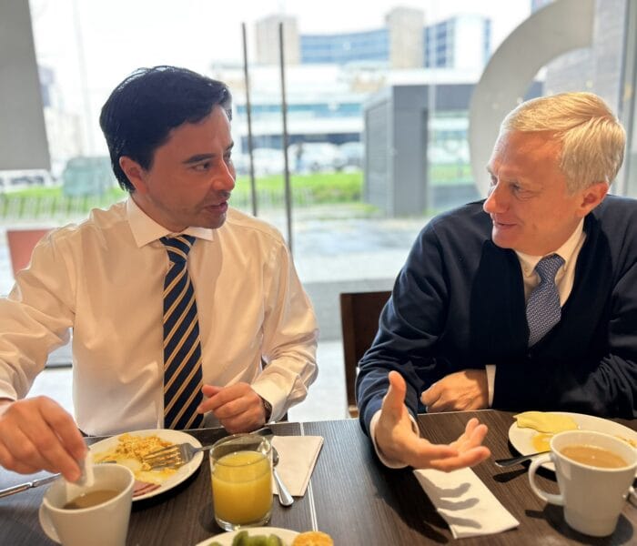 Apoyado por José Antonio Kast: Carter se presenta como candidato a senador en La Araucanía