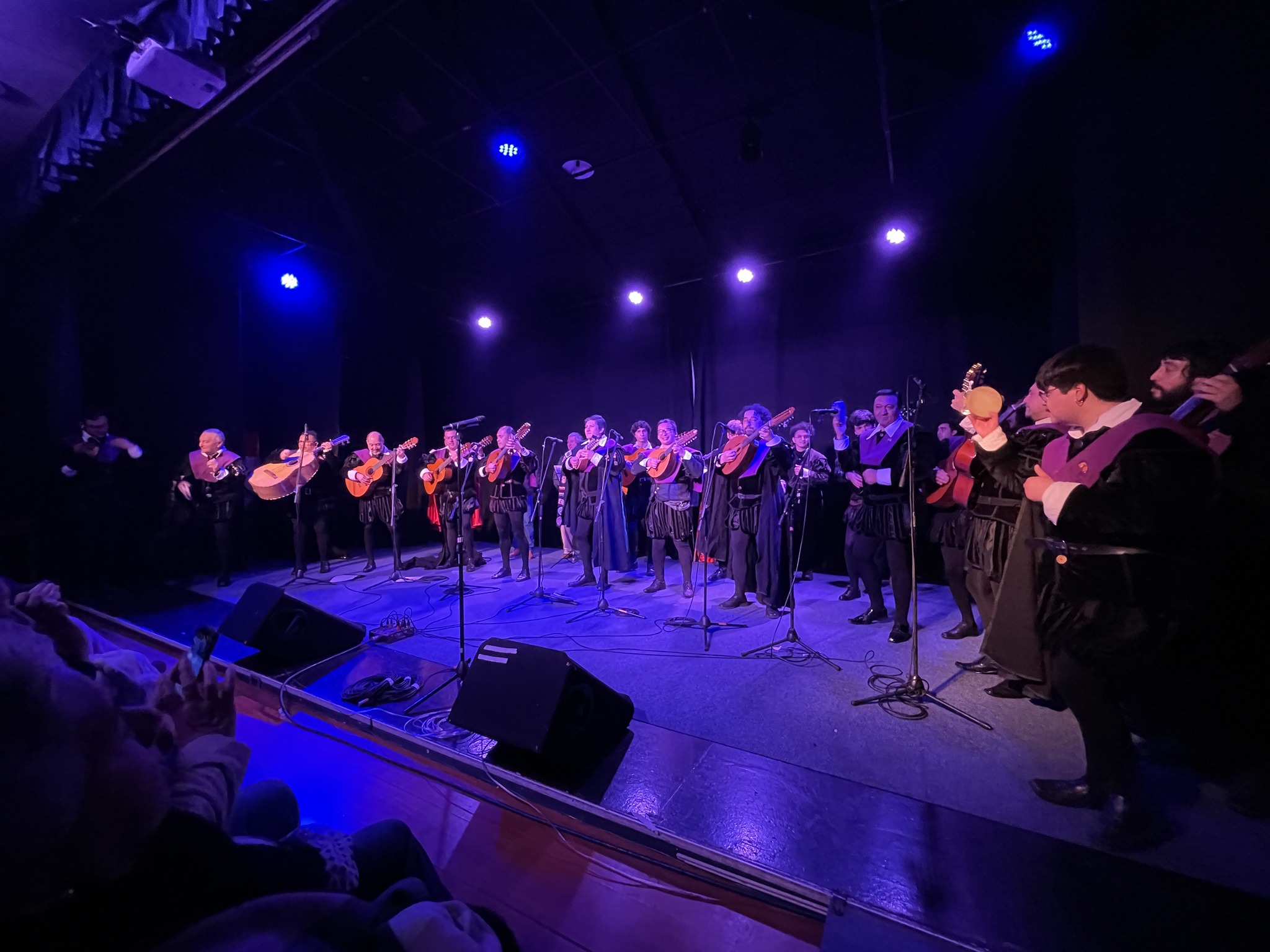 Tuna UFRO celebra 50 años con concierto gratuito en Aula Magna