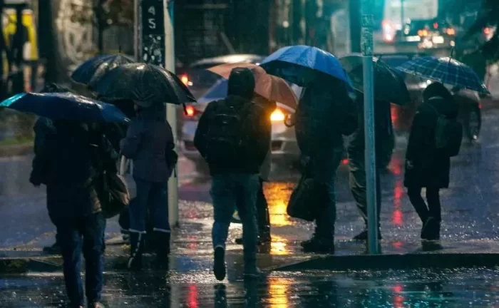 Del calor en el norte a las lluvias en el sur: así se vivirá la previa de Fiestas Patrias en Chile