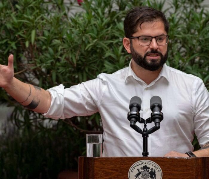 El Presidente Gabriel Boric analizó el futuro de la izquierda y la situación en Cuba en entrevista con el diario El País.
