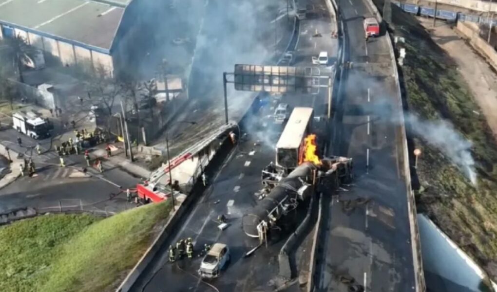 Explosión de camión de gas licuado