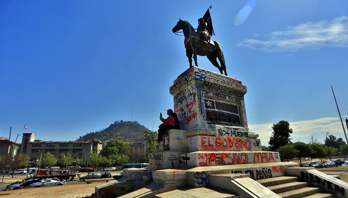 Estatua General Baquedano.