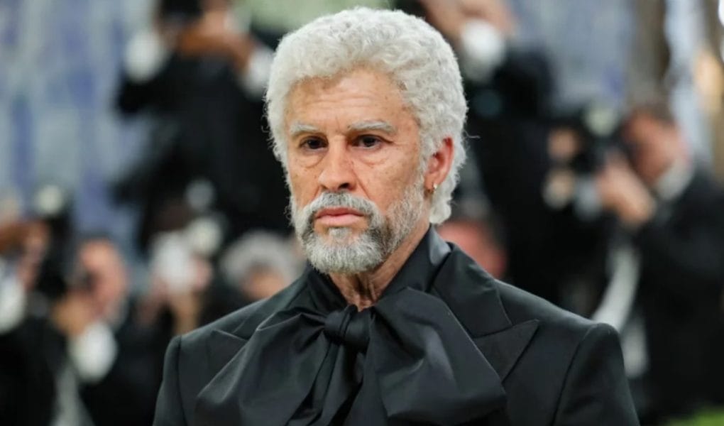 Bad Bunny Met Gala 2026. Anciano.
