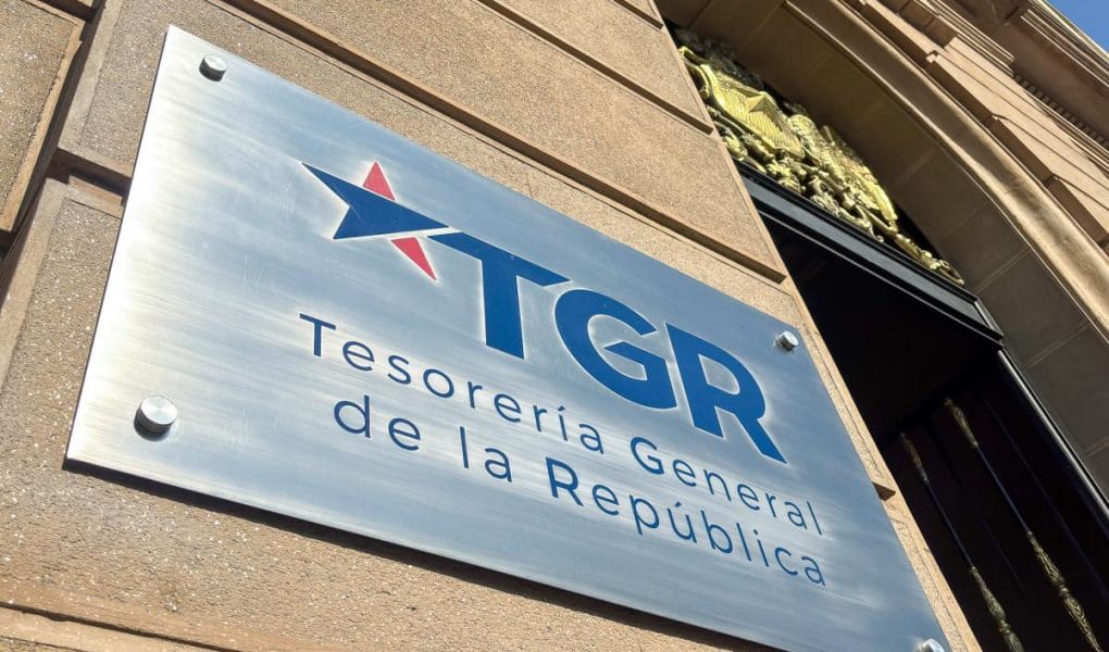 TGR destaca nuevas facilidades para pagar el CAE: cuotas no superarán el 10% de la renta.