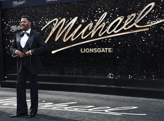 “Michael” supera los US$857 millones y rompe récord histórico en la taquilla mundial.