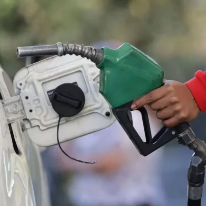 Alza de combustibles a días de las Fiestas Patrias